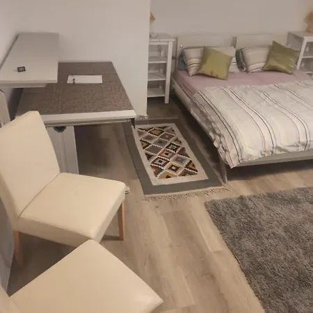 Quarto em Acomodações Particulares 1 Oder 2 Monteurzimmer Nahe Flughafen