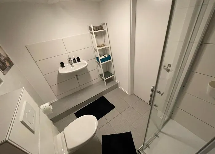 1 Oder 2 Monteurzimmer Nahe Flughafen *