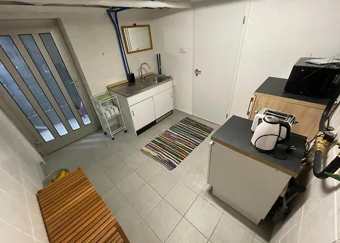 Privatunterkunft 1 Oder 2 Monteurzimmer Nahe Flughafen Rüsselsheim